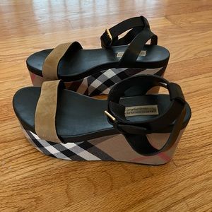 Burberry / Flatform Wedge Sandals / 39